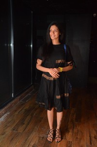Vedhika Photos
